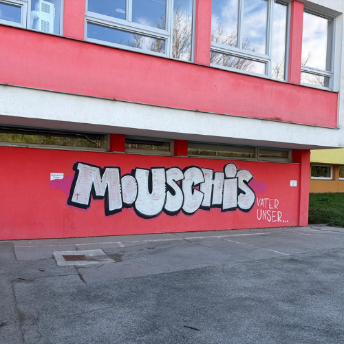 Bild zu religionsfeindliche Beschmierungen bei einer Schule in Wien-Liesing