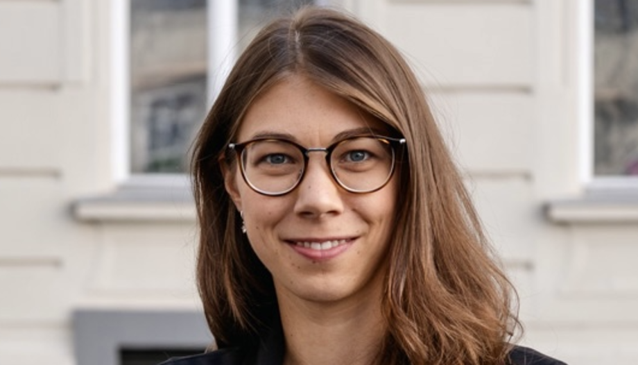 Anja Hoffmann